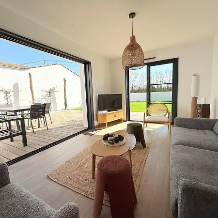 Gibou Holiday home