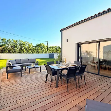 Gibou Holiday home